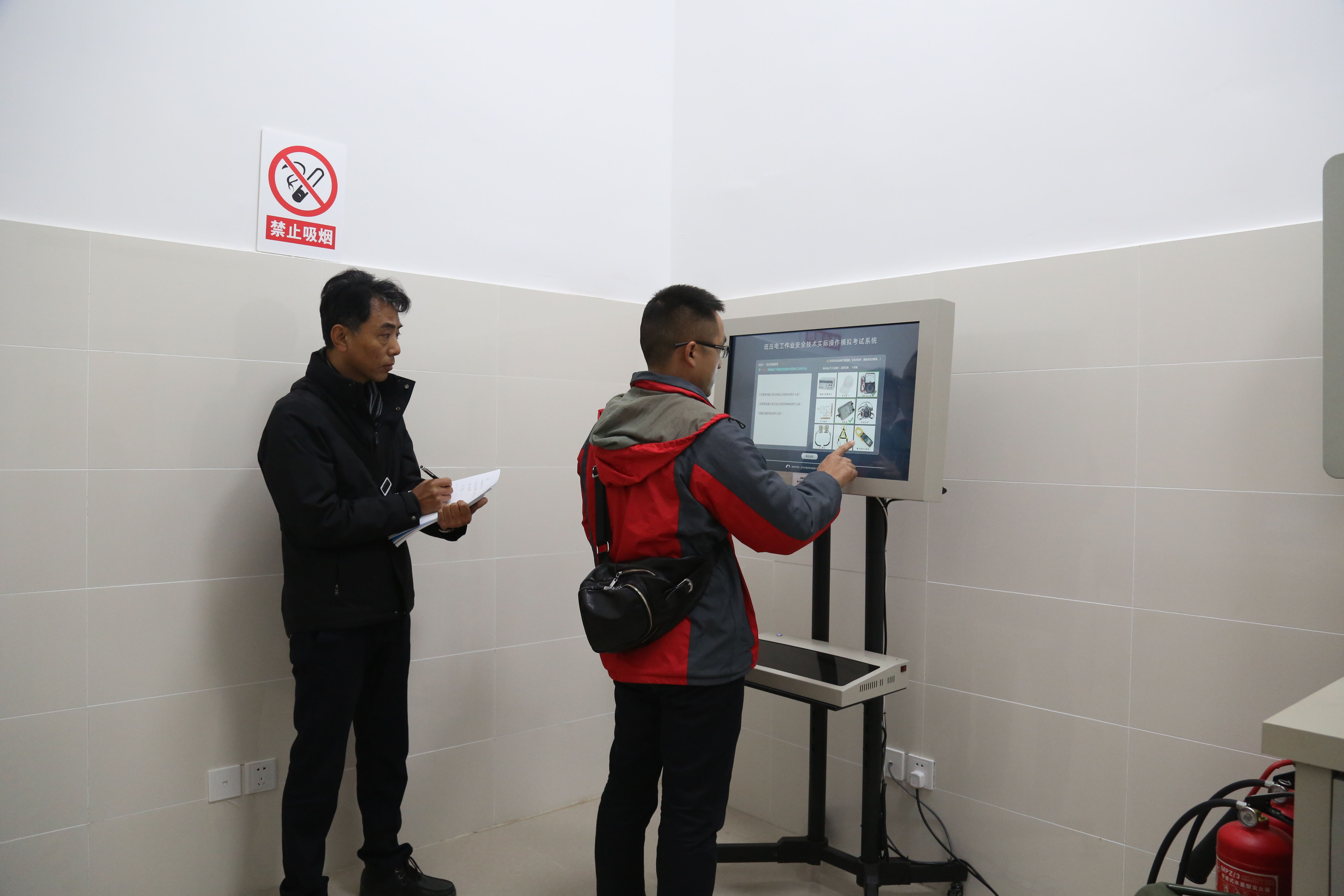 6.焊接仿真模拟考场.jpg